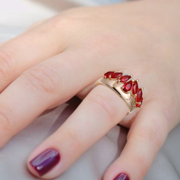 Beautiful 18K Rose Gold Plated Copper Red Marquise Crown Ring Size 9 - Picture 4 of 7